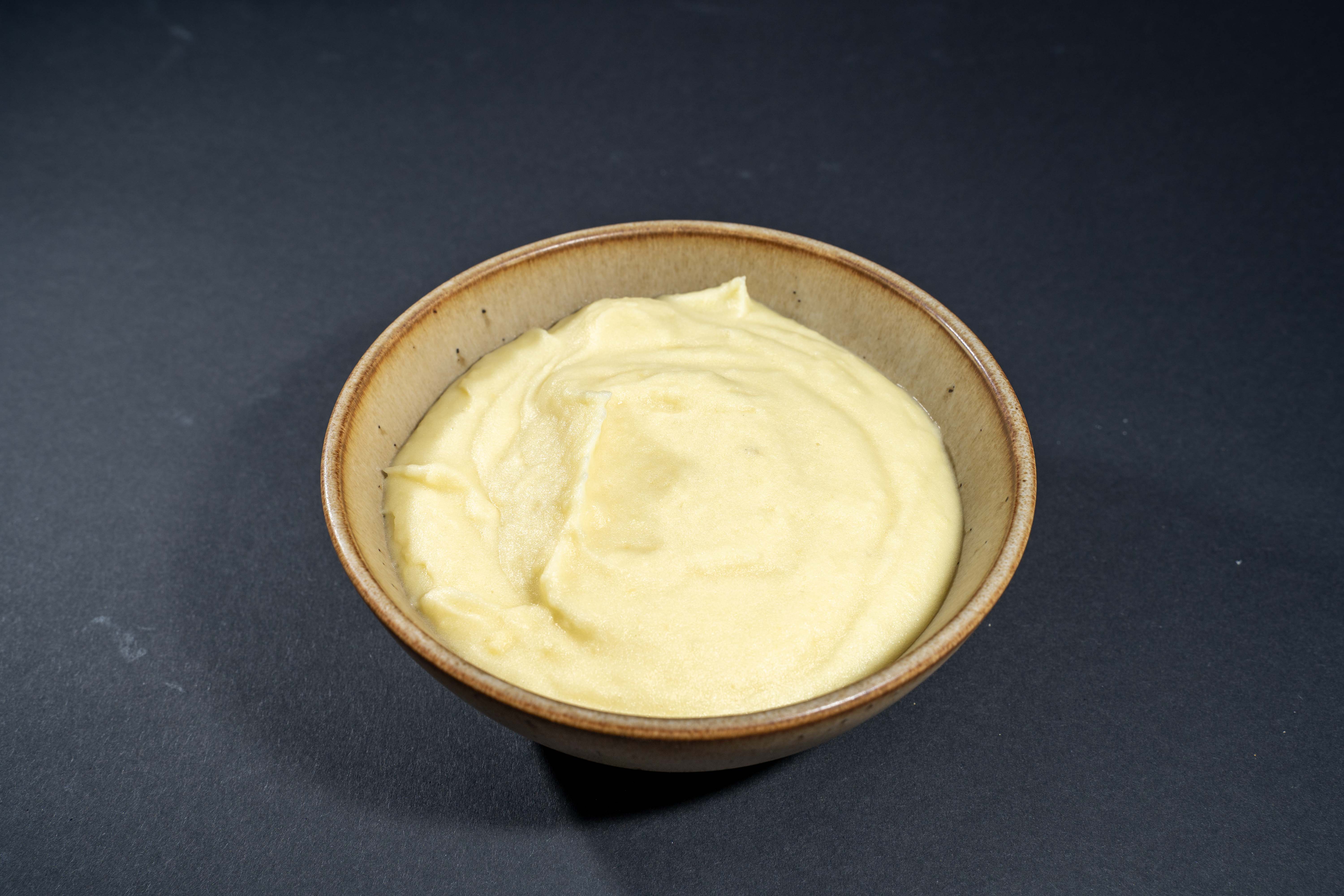 Piure de cartofi infuzat cu cimbru