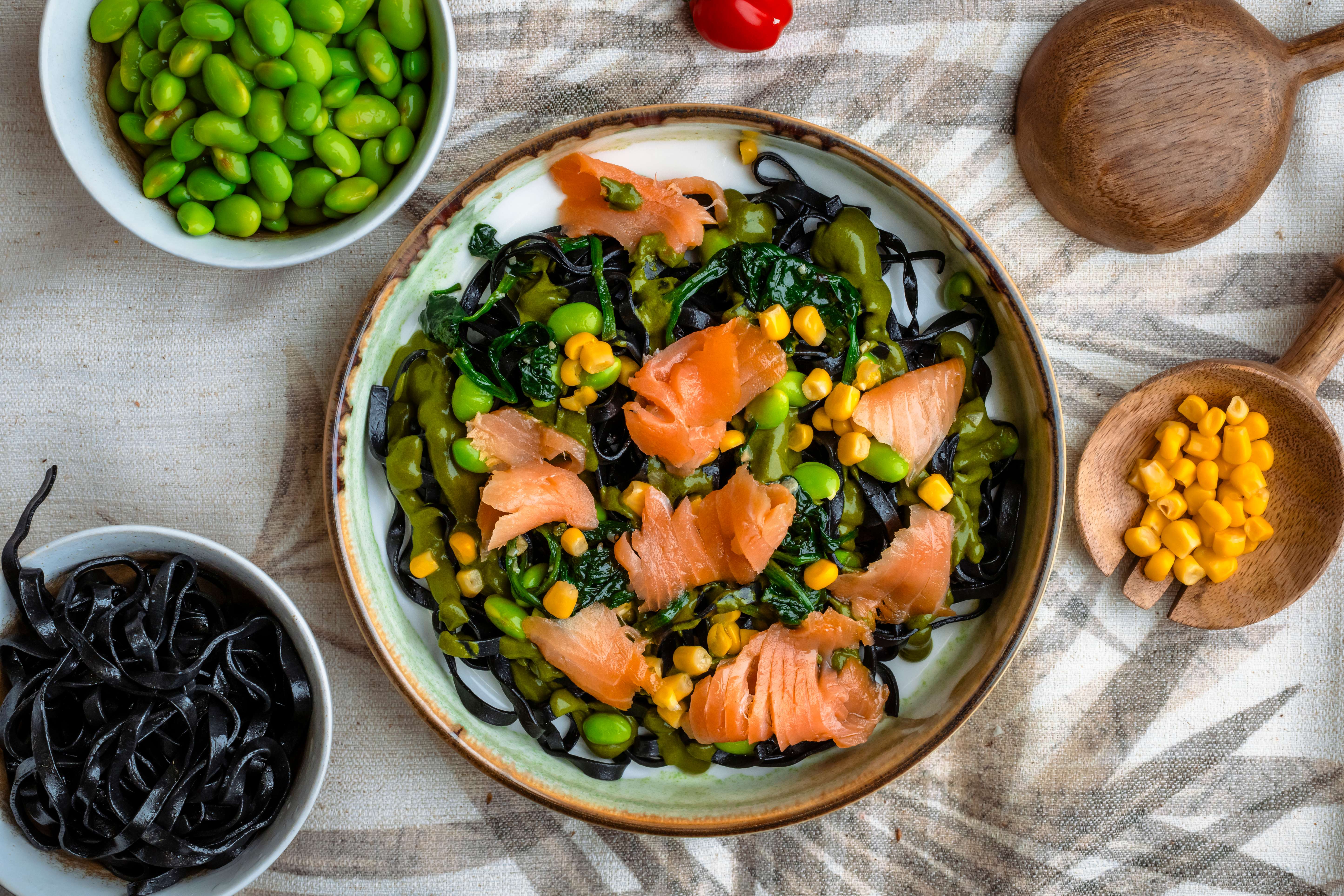 Green Salmon Pasta