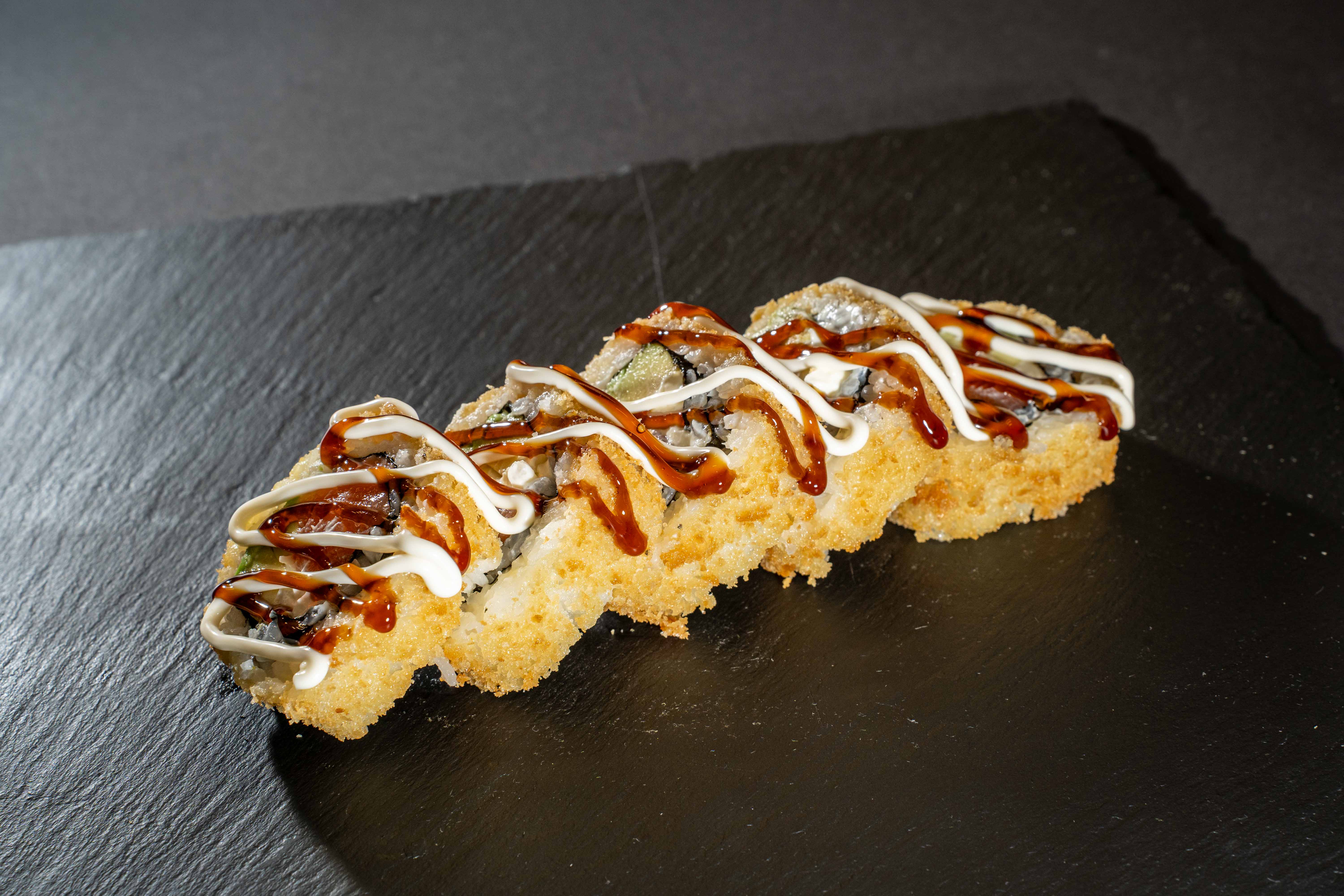 Salmon Fried Roll