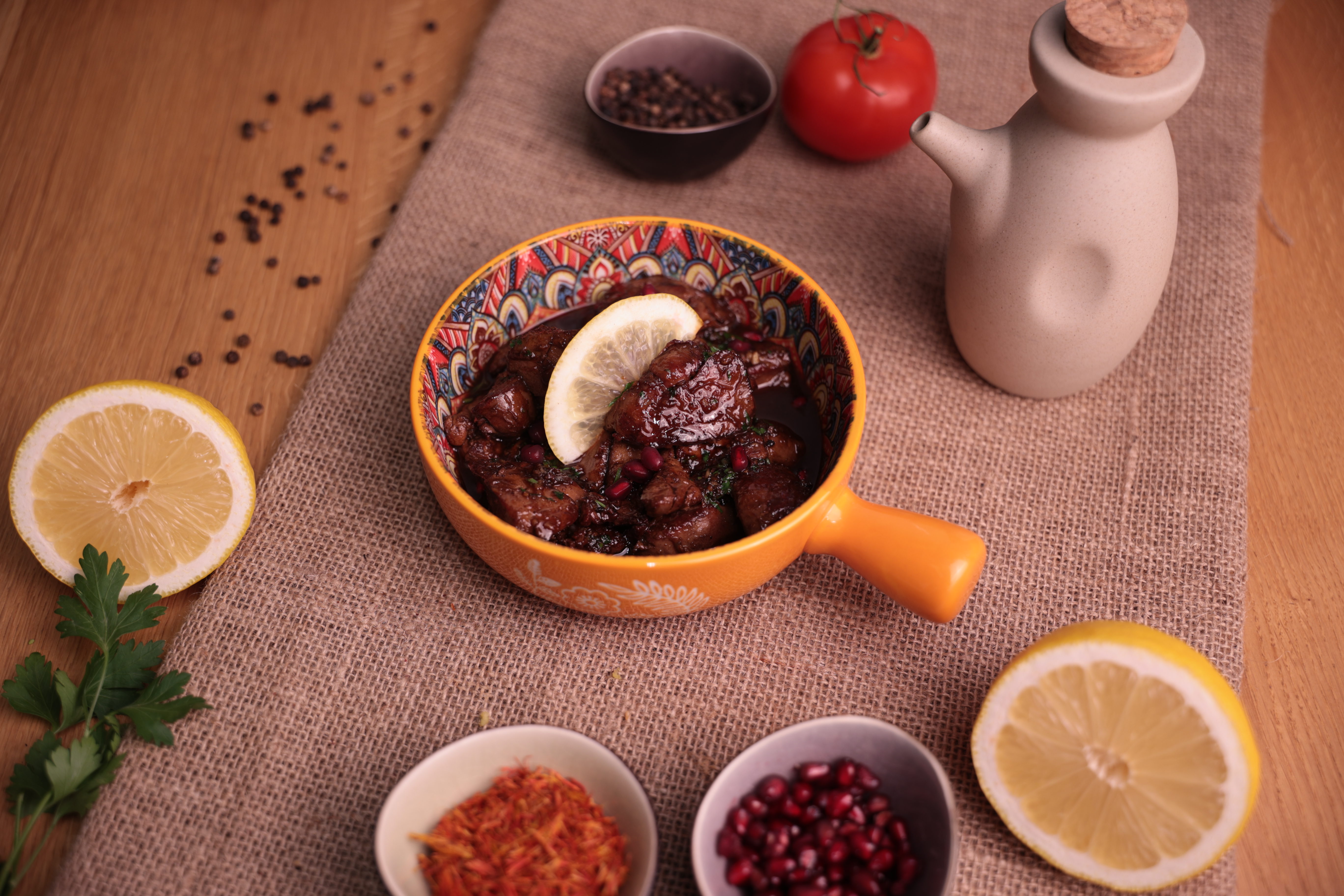 Ficatei de pui cu sos de rodie